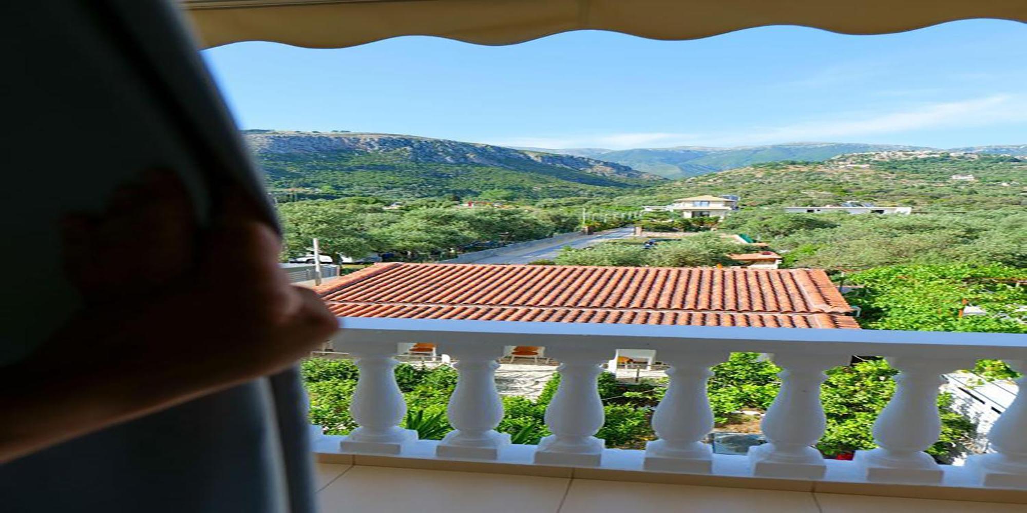 Alex & Sofi Hotel Himare Eksteriør bilde
